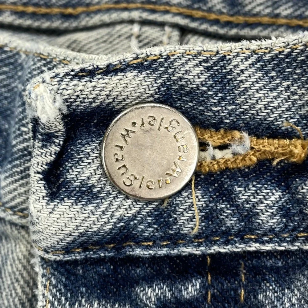 Wrangler Jeans Men's 36x32 97601VR‎ Straight Leg Faded Distressed Workwear Denim